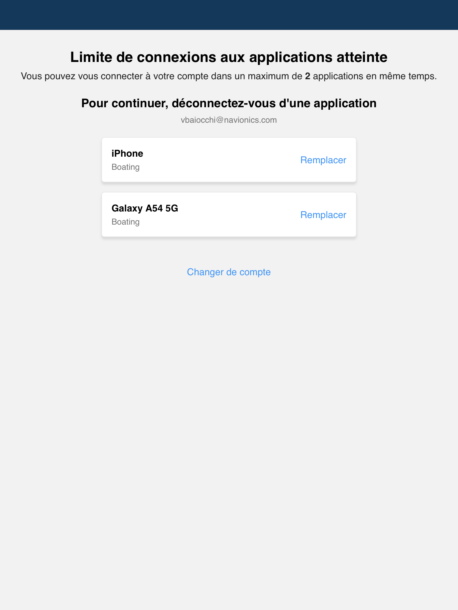 Message de l'application Navionics Boating indiquant que la limite de connexion des l'appareils a été atteinte et demandant par quel appareil remplacer la connexion existante.