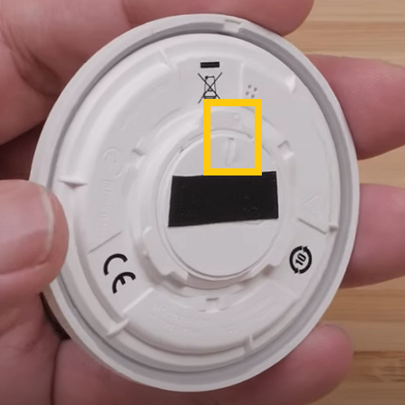 battery cover locked position highlighted