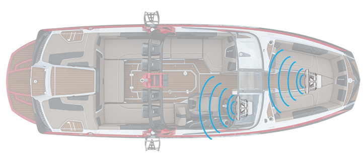 G25 Boat with Two Subwoofers