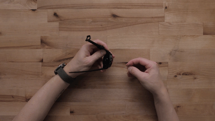 Using paperclip to remove Instinct 3 watch band