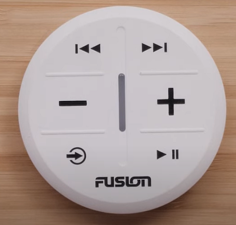 white arx70 remote face