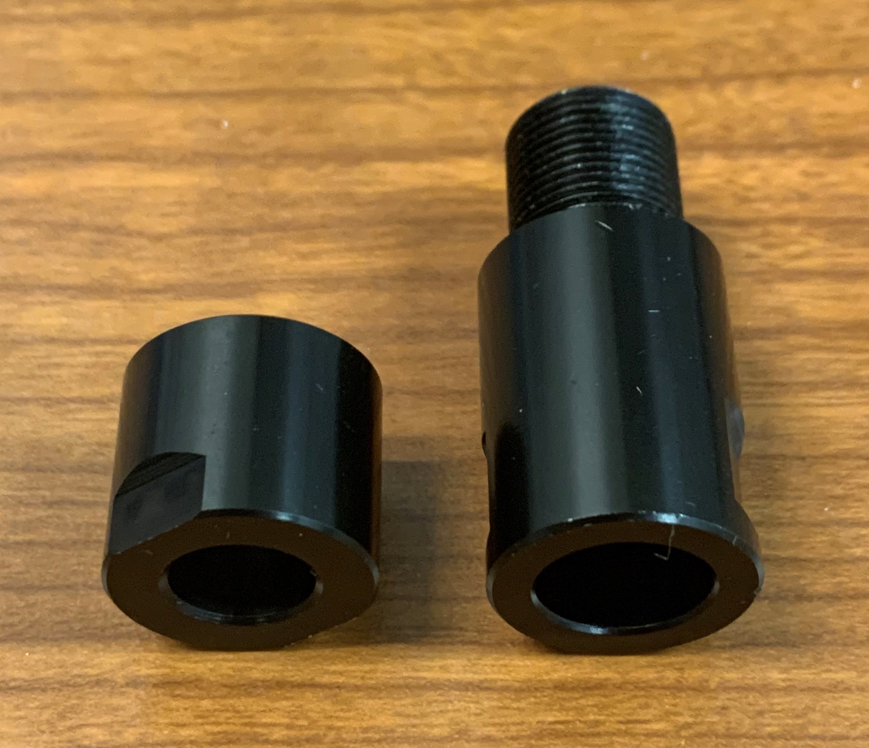 Tacx flux store thru axle adapter